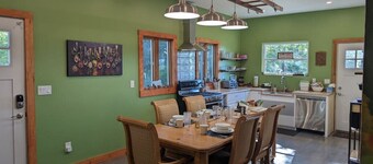 Universally Accessible Agrihood Farmhouse Hiking/Fireplace/Getaway