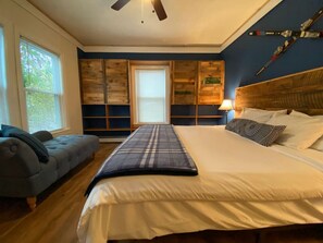 2 Schlafzimmer, Schreibtisch, Bügeleisen/Bügelbrett, kostenloses WLAN