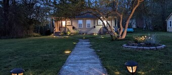 New! Relaxing Agrihood Bungalow Getaway-Fireplace/WiFi