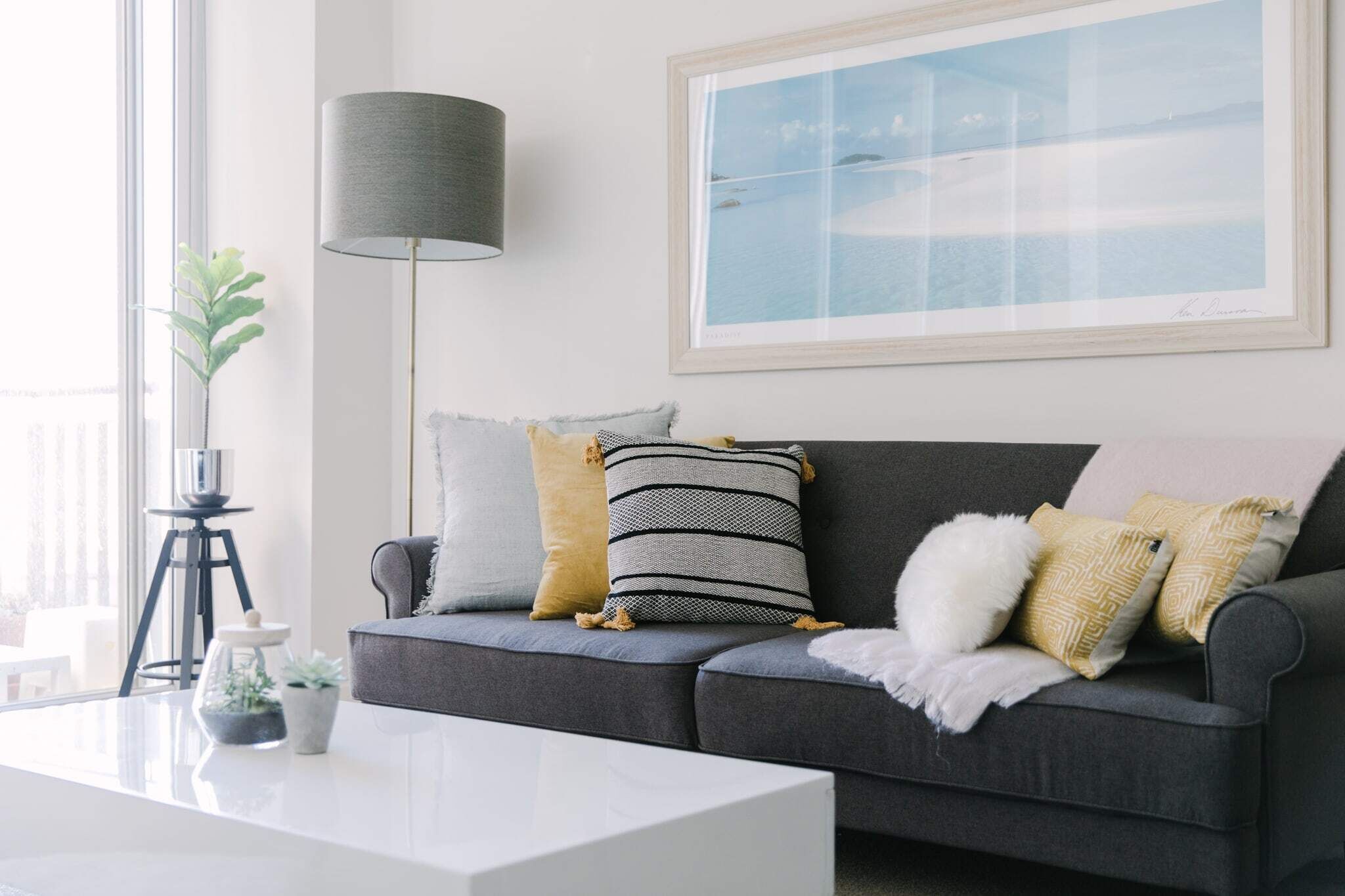 Spacious 2BR Apt on Collins Near Flinders Station