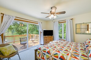 5 bedrooms, iron/ironing board, Internet, bed sheets