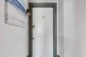 Interior - Studio Nest/2Queen beds/2TVs museums/free parking (Richmond)