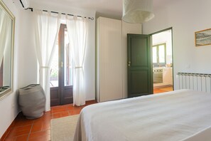 1 Schlafzimmer, Bügeleisen/Bügelbrett, Reisekinderbett, kostenloses WLAN