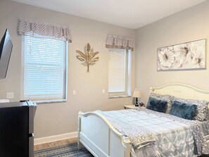 1 dormitorio, escritorio, tabla de planchar con plancha y wifi