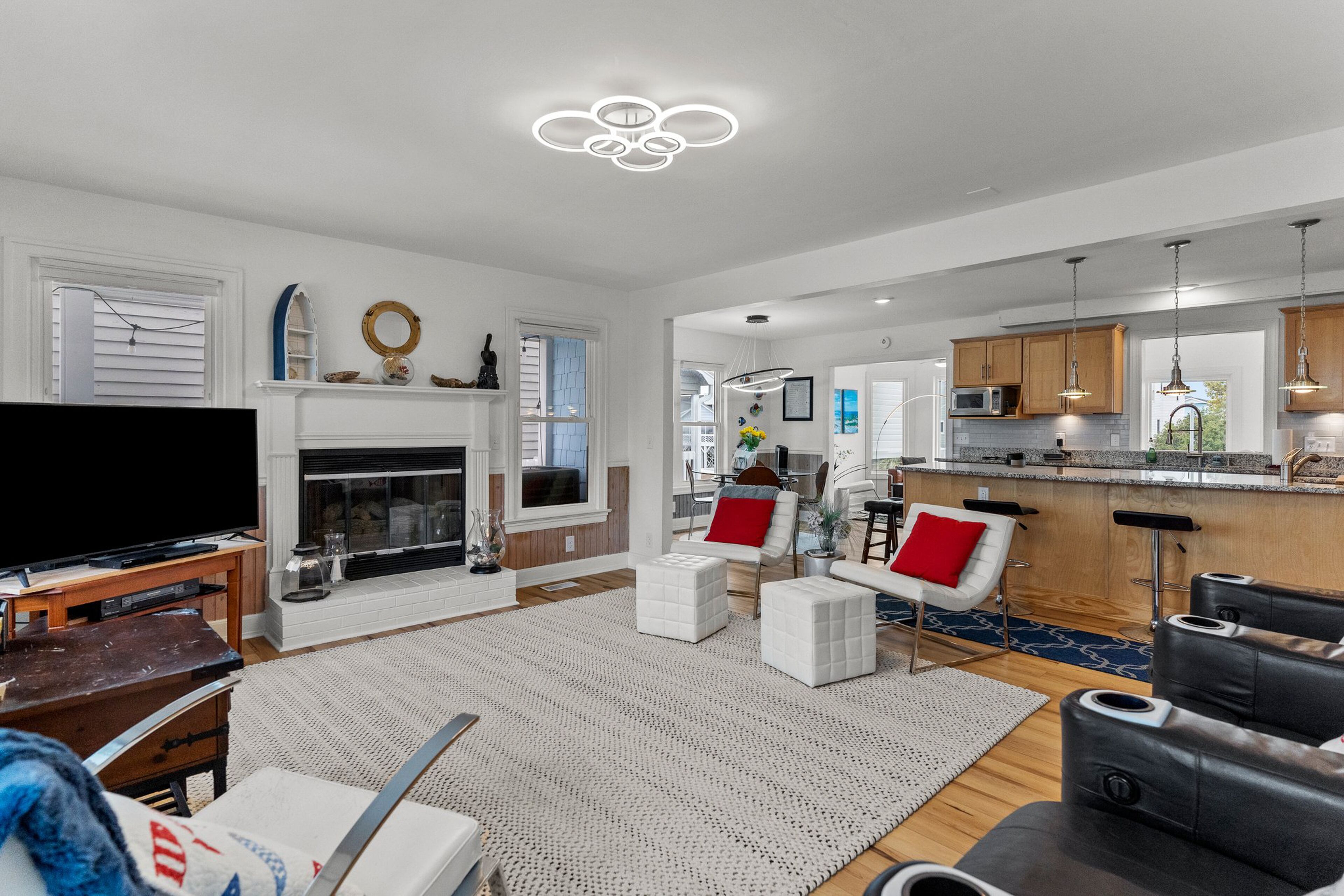 Waterfront home near the ocean with a balcony, central AC & washer/dryer