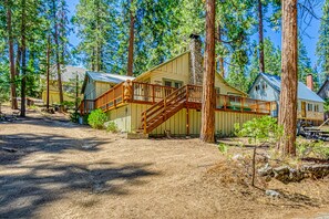 Exterior - Cozy cabin in the trees with deck, grill, wood-burning fireplace, WiFi, & W/D (Shaver Lake)