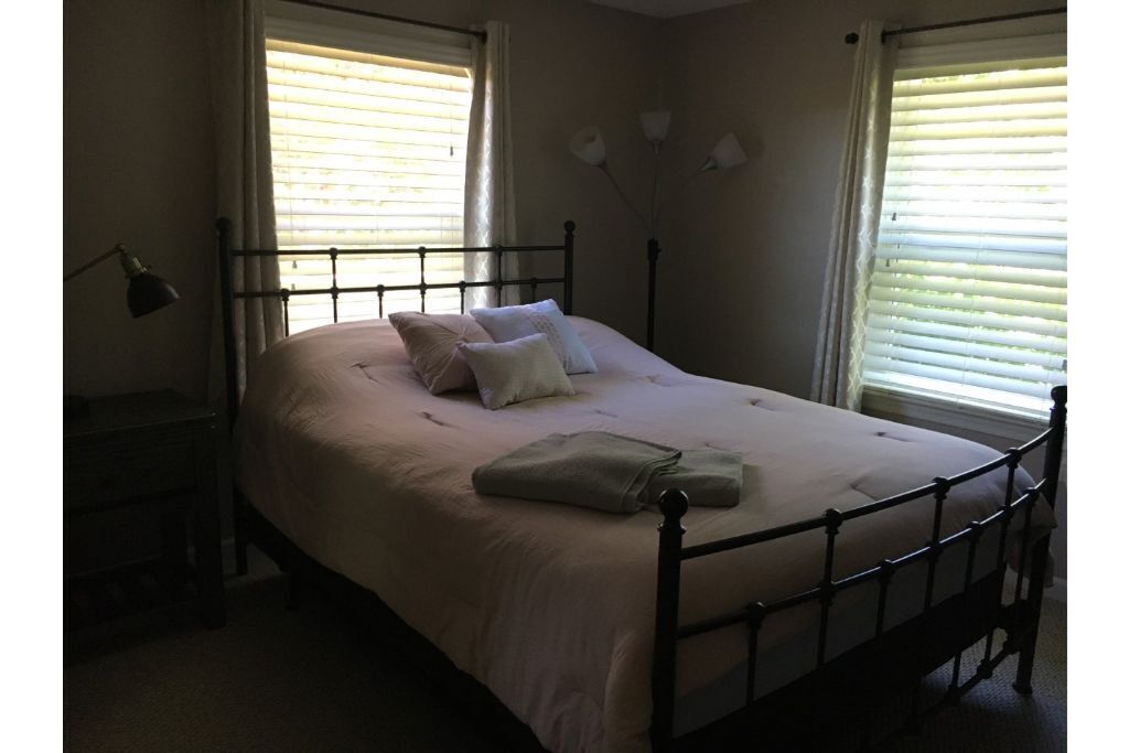 Pretty family house in the heart of the Fingerlakes.