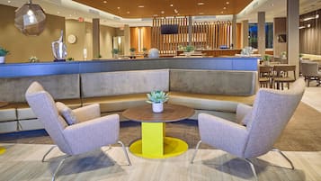Lobby-Lounge