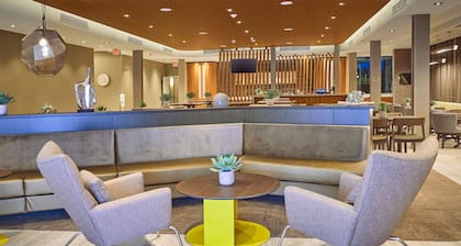 Springhill Suites By Marriott Medford Airport
