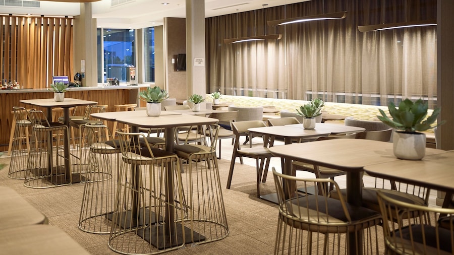 Springhill Suites By Marriott Medford Airport