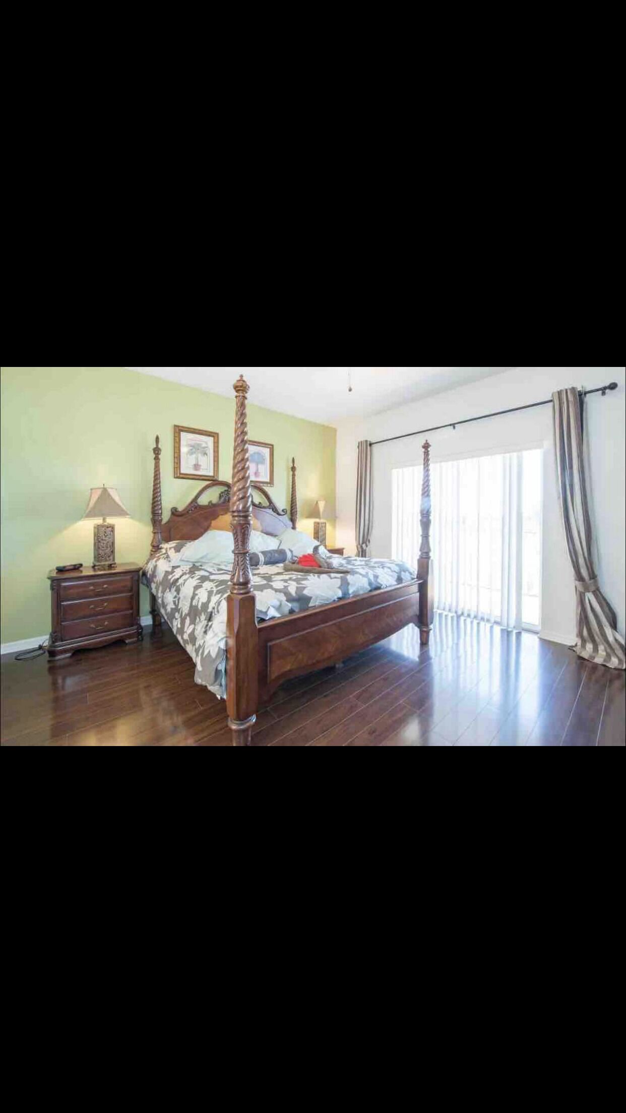 Disney 2Miles away, Lakeview 3 bedroom Condo