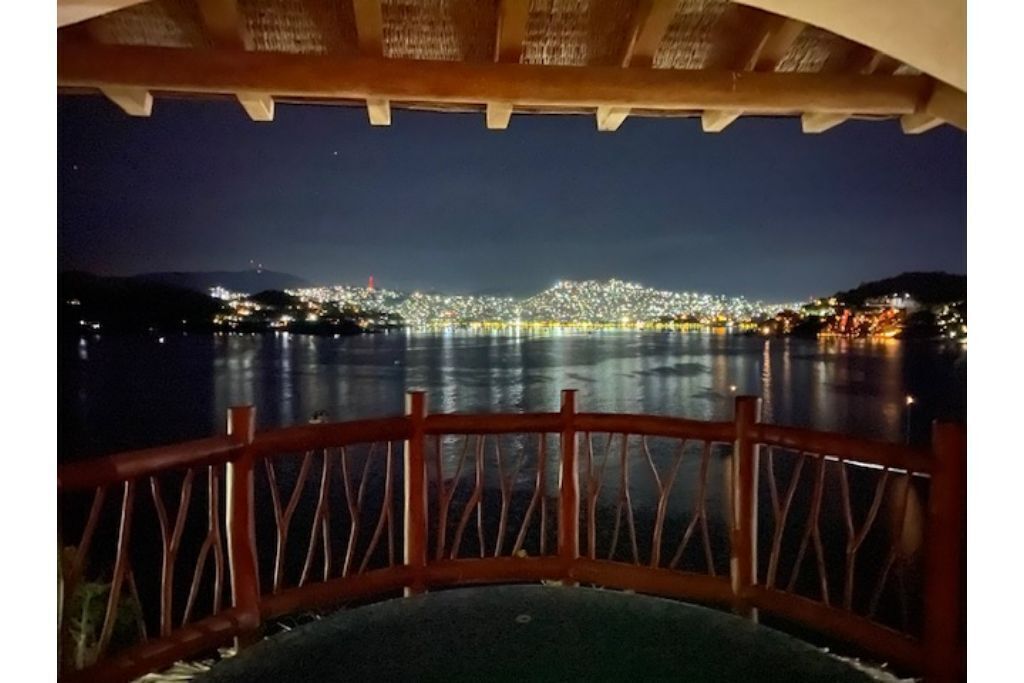 Luxurious Pacifica Grand Senior Suite