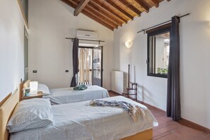 2 Schlafzimmer, Bügeleisen/Bügelbrett, kostenloses WLAN, Bettwäsche