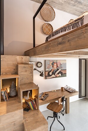 Deluxe Studio | Premium bedding, in-room safe, individually decorated, laptop workspace - Colegio Charm House (Tavira)