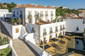 Front of property - Colegio Charm House (Tavira)