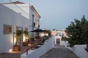 Exterior - Colegio Charm House (Tavira)