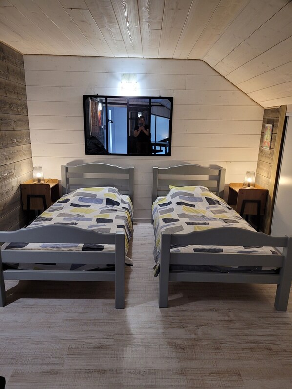 Comfort-Ferienhaus, barrierefrei, eigenes Bad (Au tour des sens) | 2 Schlafzimmer