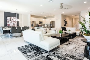 Maison (Multiple Bedrooms) | Intérieur