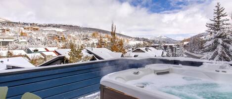 Baignoire à remous extérieure