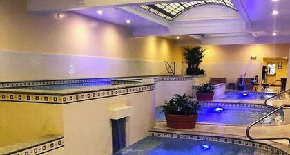 Black Fox Den: A Woodland Glamp - Heated Tent!