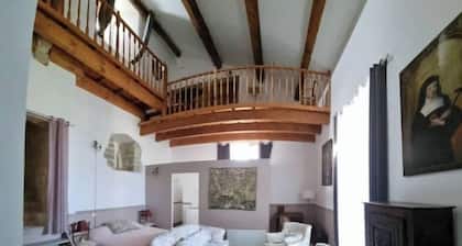 Château Historique XIe - 9 Couchages