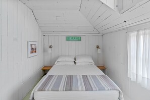 2 bedrooms, Internet, bed sheets