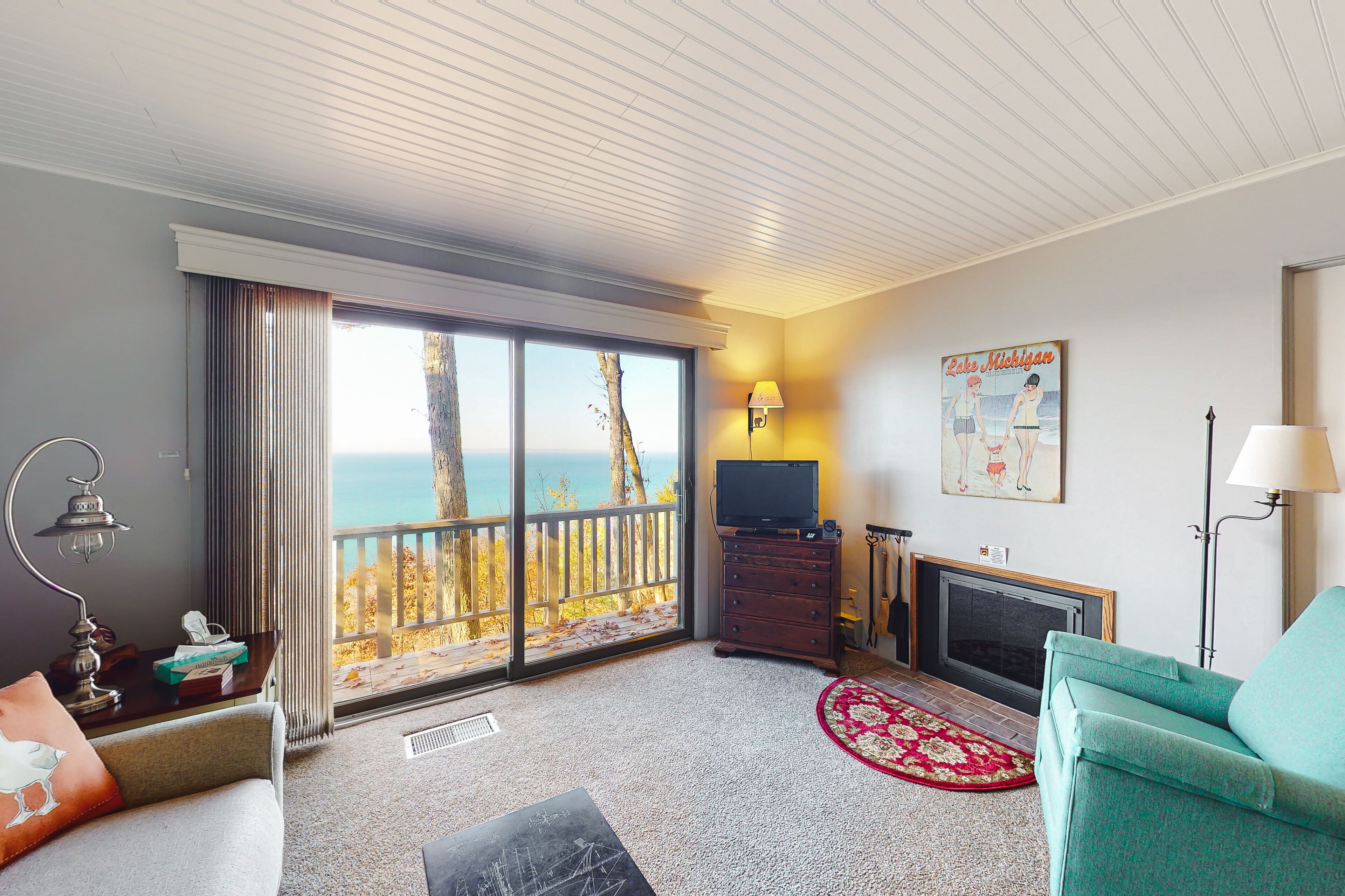 TV, fireplace, DVD player