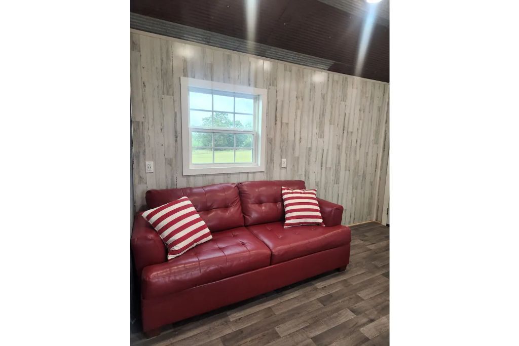 The Helen Hut-Brand New Modern Tiny Farmhouse!