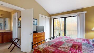 2 bedrooms, internet, bed sheets