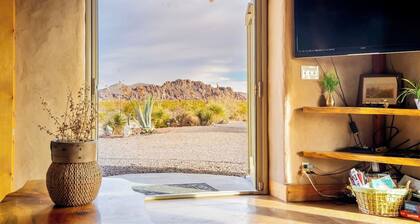 Unique Strawbale/Hueco Tanks/Mtn Views/King BD