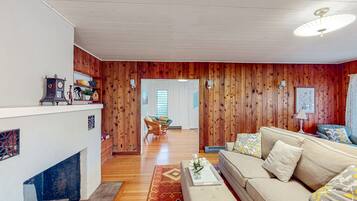 TV, fireplace, DVD player, foosball