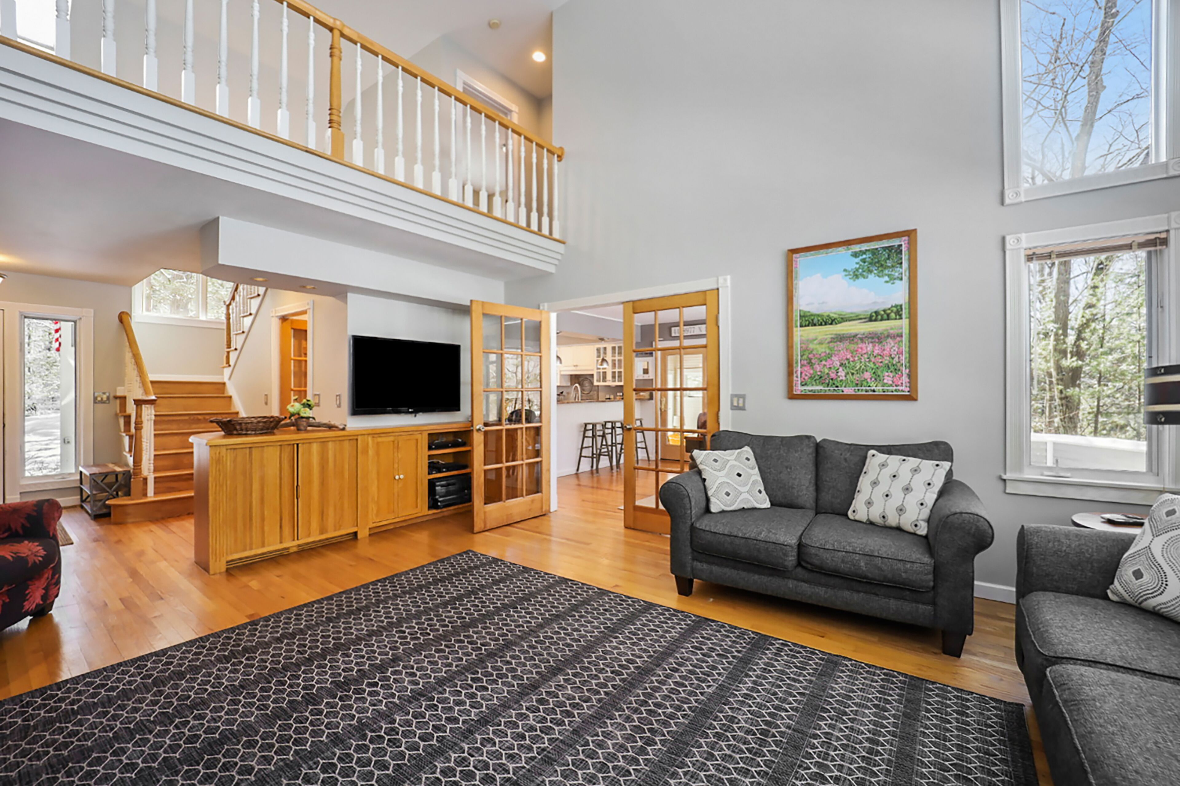 Spacious home with lake a slope access, washer/dryer, fireplace & central AC