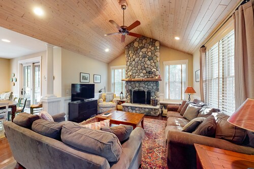 Beautiful updated home in downtown Glen Arbor with front porch, fireplace, grill