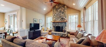 Beautiful updated home in downtown Glen Arbor with front porch, fireplace, grill