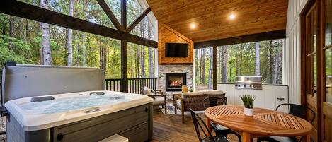 Sink into the hot tub while the fireplace glows. It is just the moment you've been waiting for.