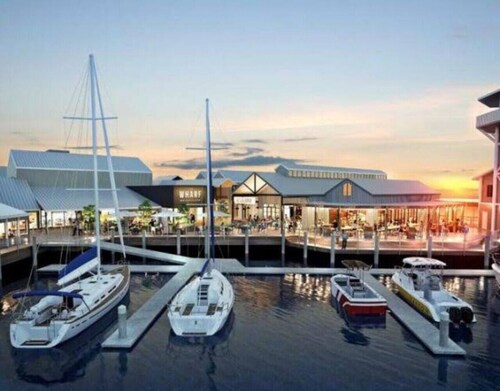 Barefoot Buddina Laid-Back Pet Friendly by the Sea