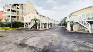 Exterior - Sea & Sun 106 by Gold Star Vacation Rentals (Gulf Shores)