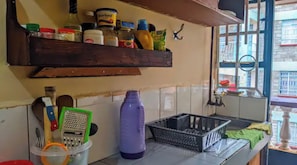 Private kitchen - 2 brm apartment, 10min walk to CBD (Eldoret)