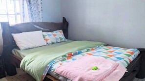 2 bedrooms, WiFi - 2 brm apartment, 10min walk to CBD (Eldoret)