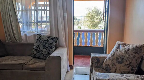 Living area - 2 brm apartment, 10min walk to CBD (Eldoret)