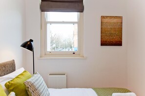 1 bedroom, WiFi - Convenient 1 bedroom apartment with parking (London)