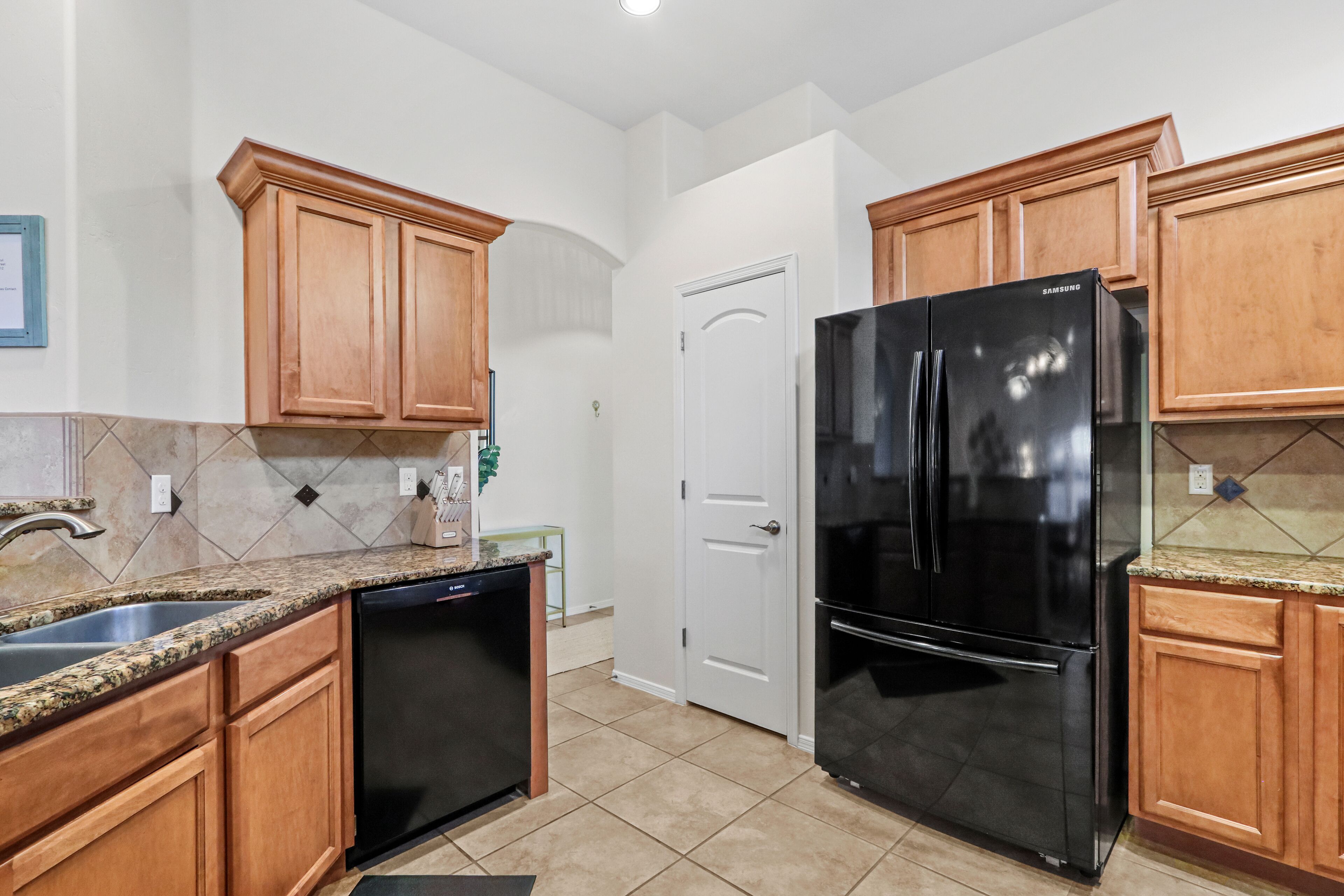 Comfy SW Home with Private Yard & Mountain Views!