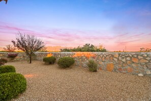 Property grounds - Comfy SW Home with Private Yard & Mountain Views! (Las Cruces)