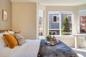 3 chambres, bureau, fer et planche Ă repasser, Wi-Fi gratuit