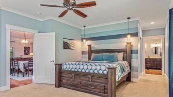 3 chambres, fer et planche à repasser, Wi-Fi, draps fournis