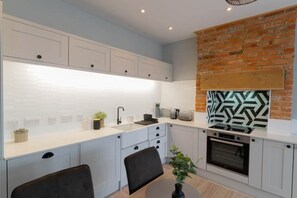 High chair - Cosy and Modern 2-Bed Bungalow 150m from Beach (East Runton)