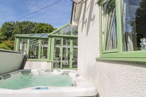 숙박 시설 구내