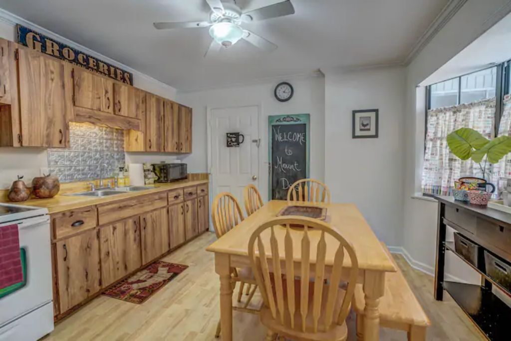 House 1 bedroom, with jacuzzi