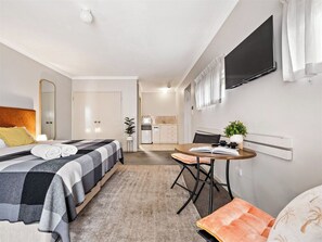 Unclassified image, 5 of 14, button - Bette Escape 21—Stay in Margaret River Town Centre (Margaret River)