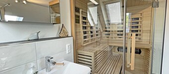 Großes Ferienhaus in Zentraler Lage mit Garten und Sauna